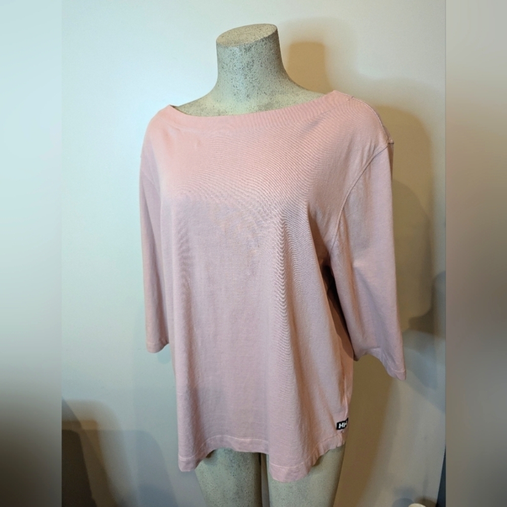 Helly Hansen Boat neck 3/4 length sleeve tee shirt. Pink/purple Size XL fits 16W